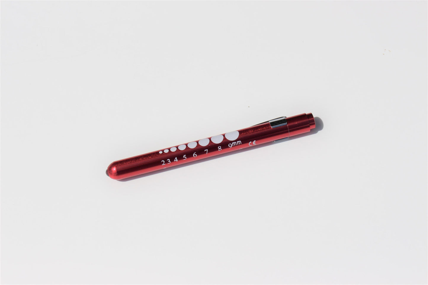 Ultra-Light Pupil Gauge Penlight