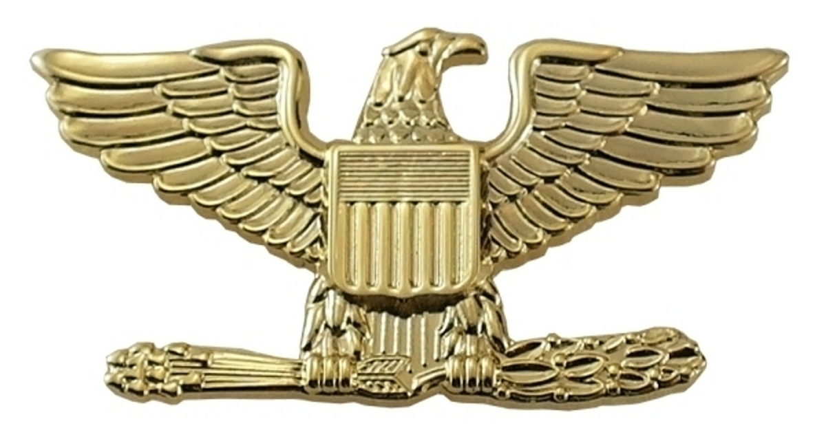 Colonel Pin W/ Regular/clutch Back - 1'' High - Pair