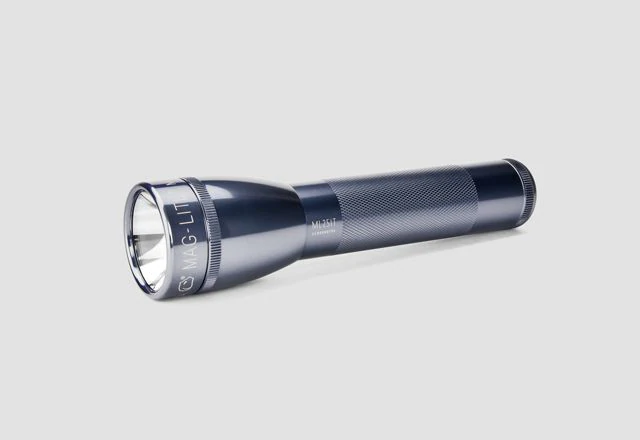 Ml25it 2 C-cell Xenon Flashlight